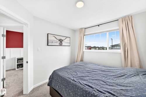 5233 22 Avenue Sw, Edmonton, AB 
