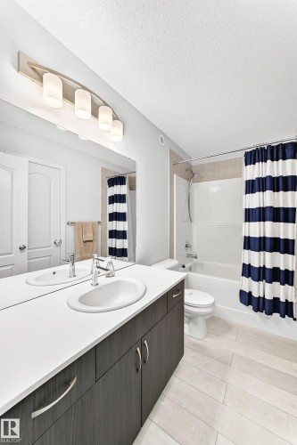 5233 22 Avenue Sw, Edmonton, AB 