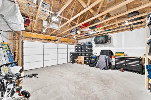 5233 22 Avenue Sw, Edmonton, AB 