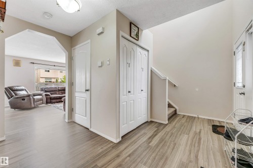 3311 21 Street Nw, Edmonton, AB 