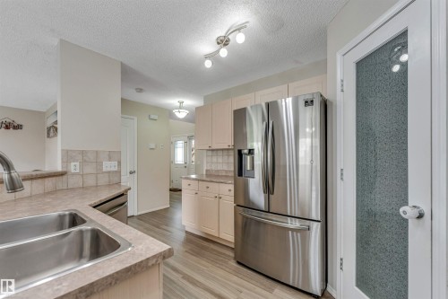 3311 21 Street Nw, Edmonton, AB 