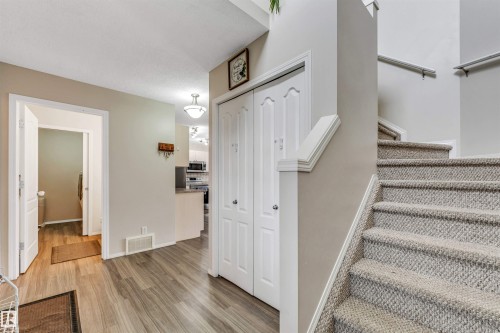 3311 21 Street Nw, Edmonton, AB 