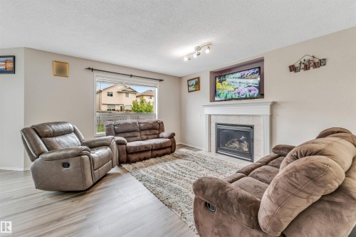 3311 21 Street Nw, Edmonton, AB 