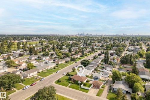 12321 136 Avenue Nw, Edmonton, AB 