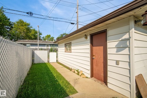 12321 136 Avenue Nw, Edmonton, AB 