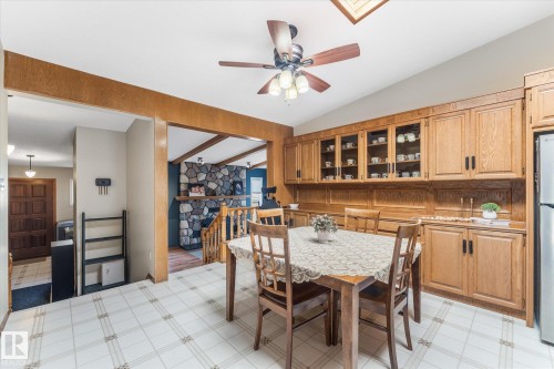 9504 139 Avenue Nw, Edmonton, AB 