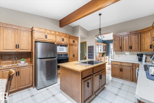 9504 139 Avenue Nw, Edmonton, AB 