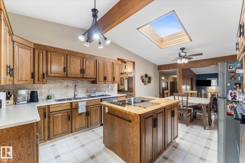 9504 139 Avenue Nw, Edmonton, AB 