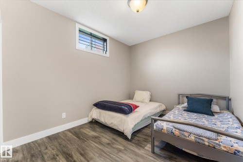 9504 139 Avenue Nw, Edmonton, AB 