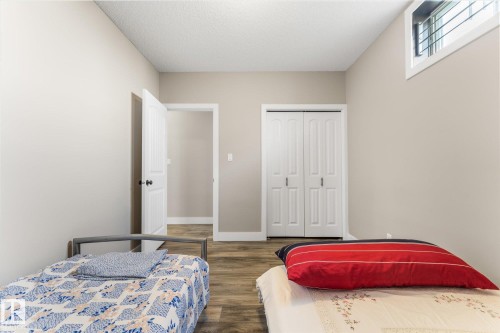 9504 139 Avenue Nw, Edmonton, AB 