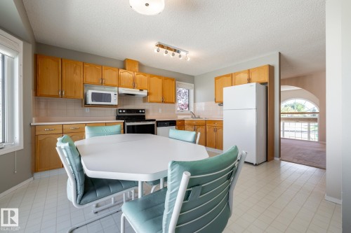 7232 189 Street Nw, Edmonton, AB 