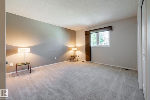 7232 189 Street Nw, Edmonton, AB 