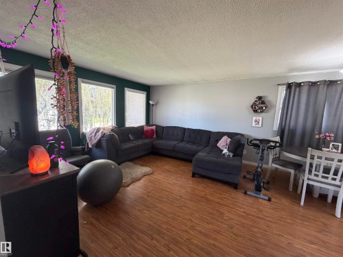 10623 107 St, Westlock, AB 
