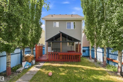 2051 74 Street Sw, Edmonton, AB 