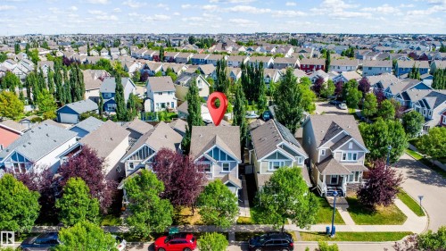 2051 74 Street Sw, Edmonton, AB 