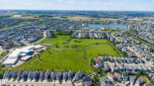 2051 74 Street Sw, Edmonton, AB 