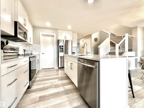 20947 95 Avenue Nw, Edmonton, AB 