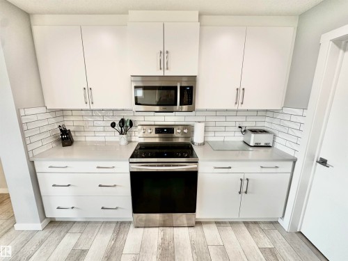 20947 95 Avenue Nw, Edmonton, AB 