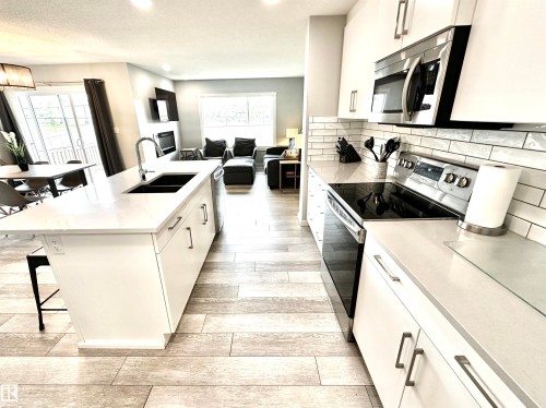 20947 95 Avenue Nw, Edmonton, AB 