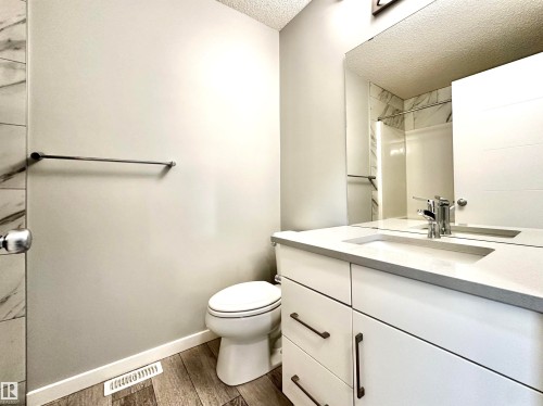 20947 95 Avenue Nw, Edmonton, AB 