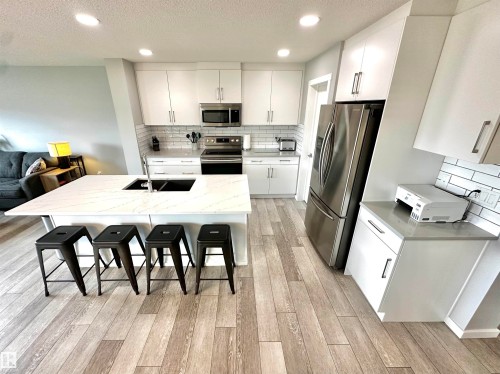 20947 95 Avenue Nw, Edmonton, AB 