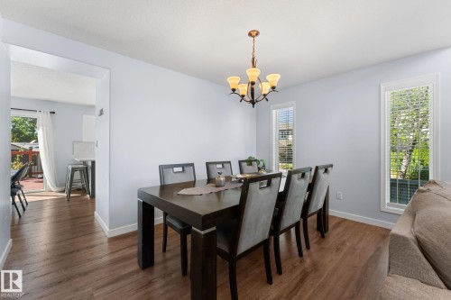 4532 210 Street Nw, Edmonton, AB 
