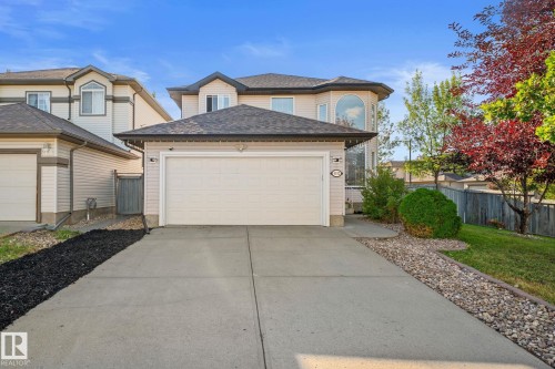 4532 210 Street Nw, Edmonton, AB 