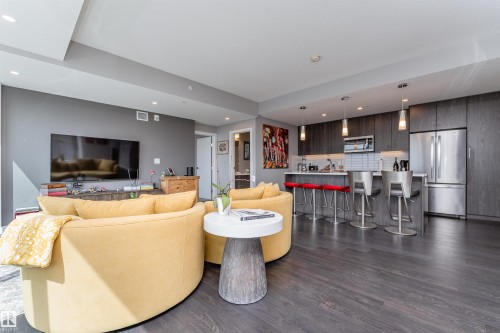 #2400 10180 103 St Nw, Edmonton, AB 