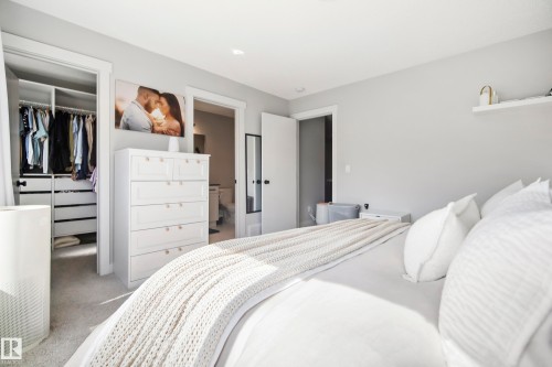 22359 93 Avenue Nw, Edmonton, AB 