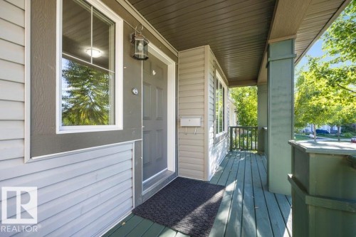 1526 35B Av Nw, Edmonton, AB 