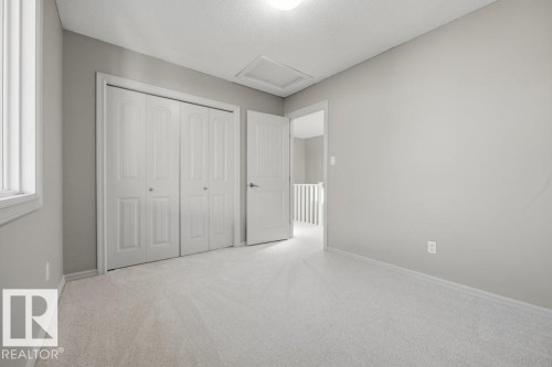 1526 35B Av Nw, Edmonton, AB 