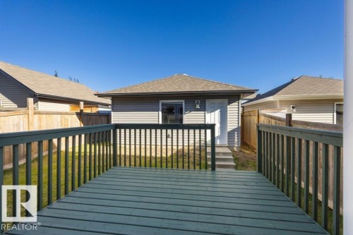 1526 35B Av Nw, Edmonton, AB 