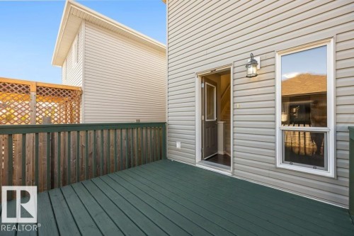 1526 35B Av Nw, Edmonton, AB 