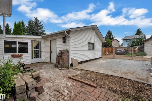 442 Kirkpatrick Crescent Nw, Edmonton, AB 