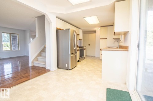 6804 102A Avenue Nw, Edmonton, AB 