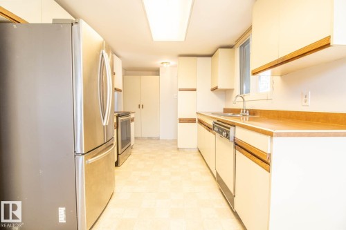 6804 102A Avenue Nw, Edmonton, AB 