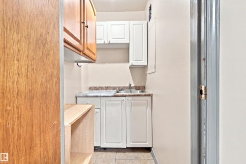 11111 81 Avenue Nw, Edmonton, AB 