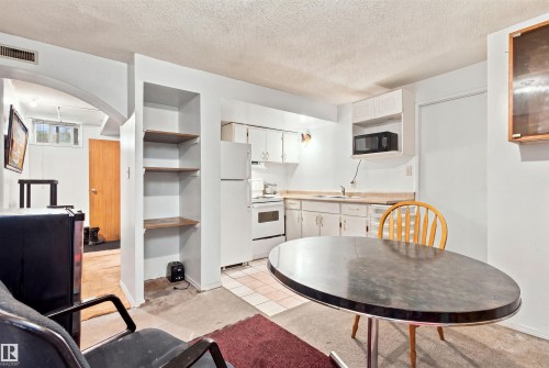 11111 81 Avenue Nw, Edmonton, AB 