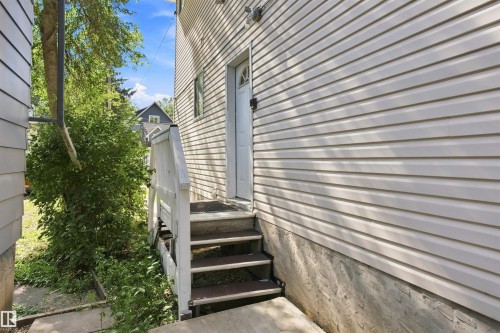 11111 81 Avenue Nw, Edmonton, AB 