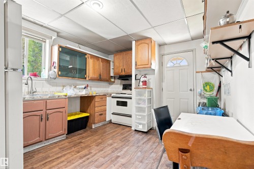 11111 81 Avenue Nw, Edmonton, AB 