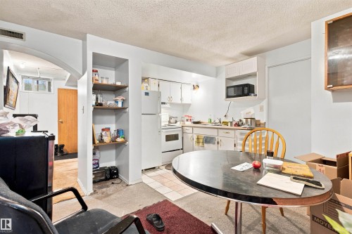 11111 81 Avenue Nw, Edmonton, AB 