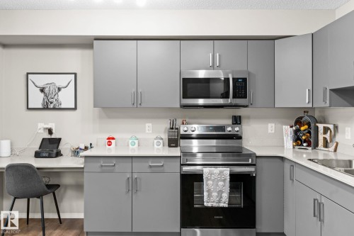 17253 9A Avenue Sw, Edmonton, AB 