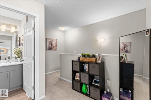 17253 9A Avenue Sw, Edmonton, AB 
