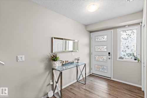 17253 9A Avenue Sw, Edmonton, AB 