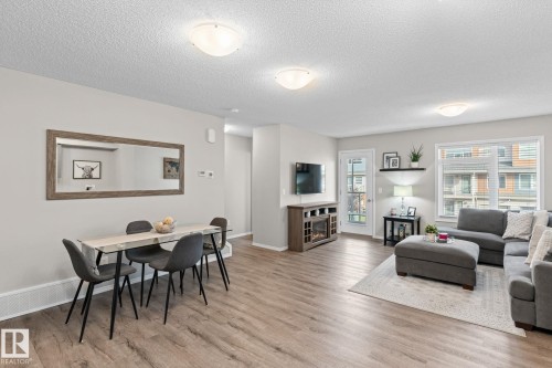 17253 9A Avenue Sw, Edmonton, AB 