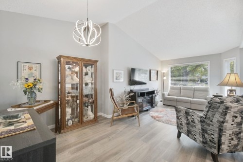 #2 9420 172 St Nw, Edmonton, AB 
