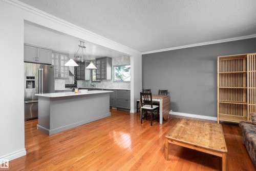 3509 121A Avenue Nw, Edmonton, AB 