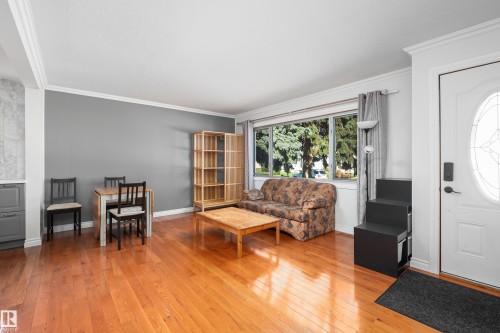 3509 121A Avenue Nw, Edmonton, AB 