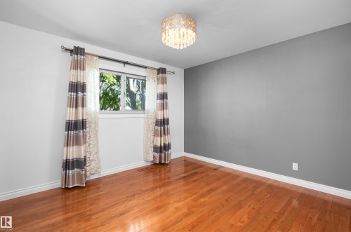 3509 121A Avenue Nw, Edmonton, AB 