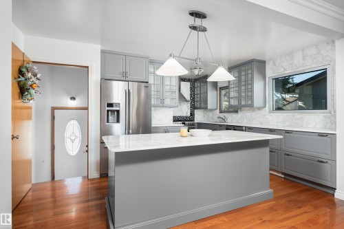 3509 121A Avenue Nw, Edmonton, AB 